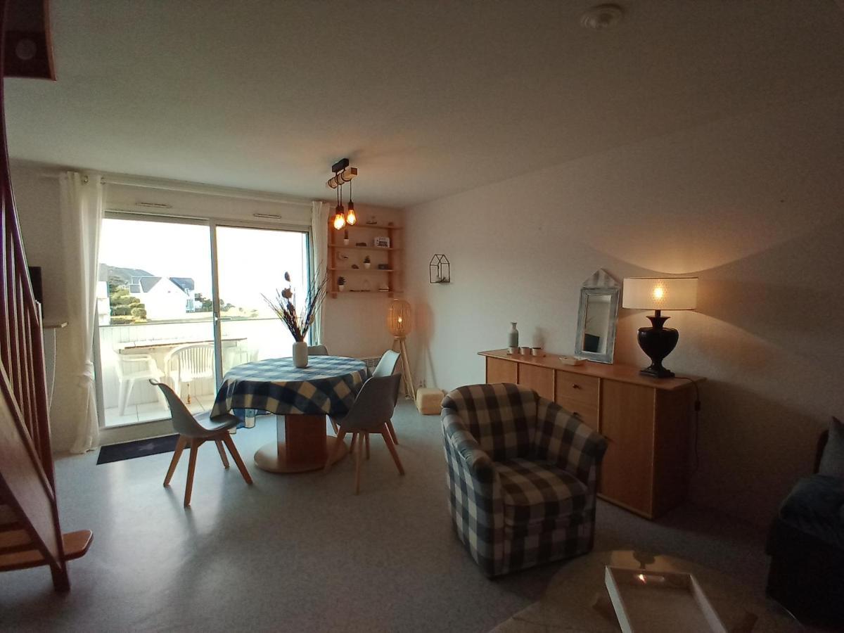 Apartamento Duplex Les Pieds Dans L' Eau Jullouville-les-Pins Exterior foto