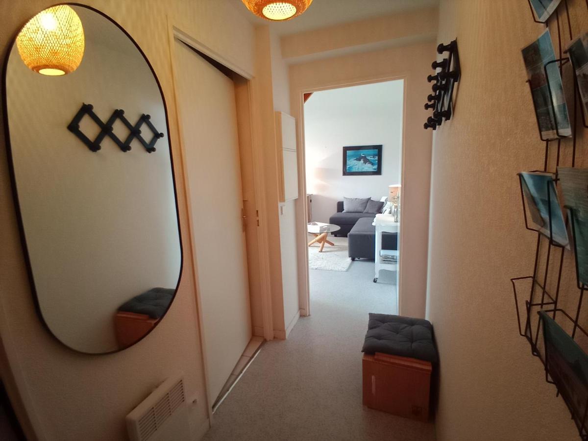 Apartamento Duplex Les Pieds Dans L' Eau Jullouville-les-Pins Exterior foto