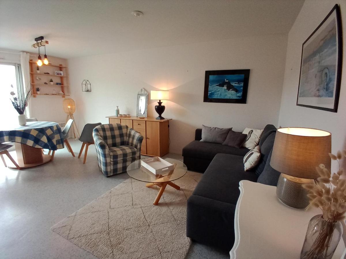 Apartamento Duplex Les Pieds Dans L' Eau Jullouville-les-Pins Exterior foto